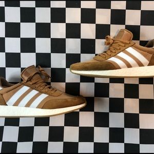 Adidas boost iniki I-5923 shoes size 11.5